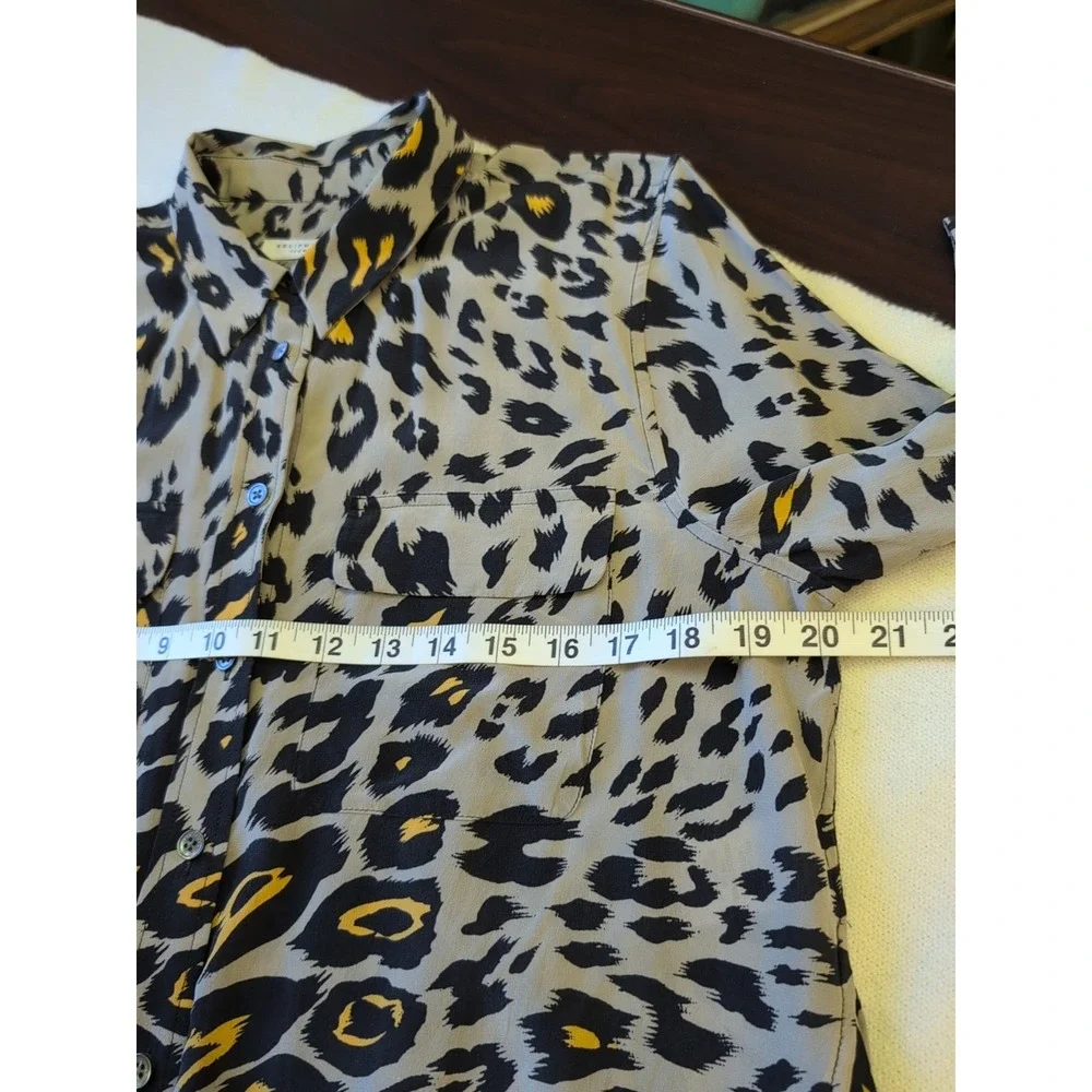 Equipment Femme M Silk Leopard Print Blouse In Fawn